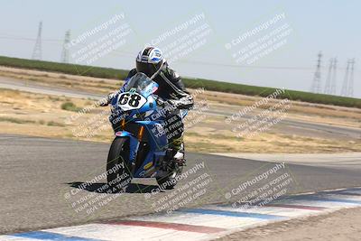 media/Aug-04-2024-TrackDaz (Sun) [[e1ff0814b6]]/Group B/1220pm (Wheelie Bump)/